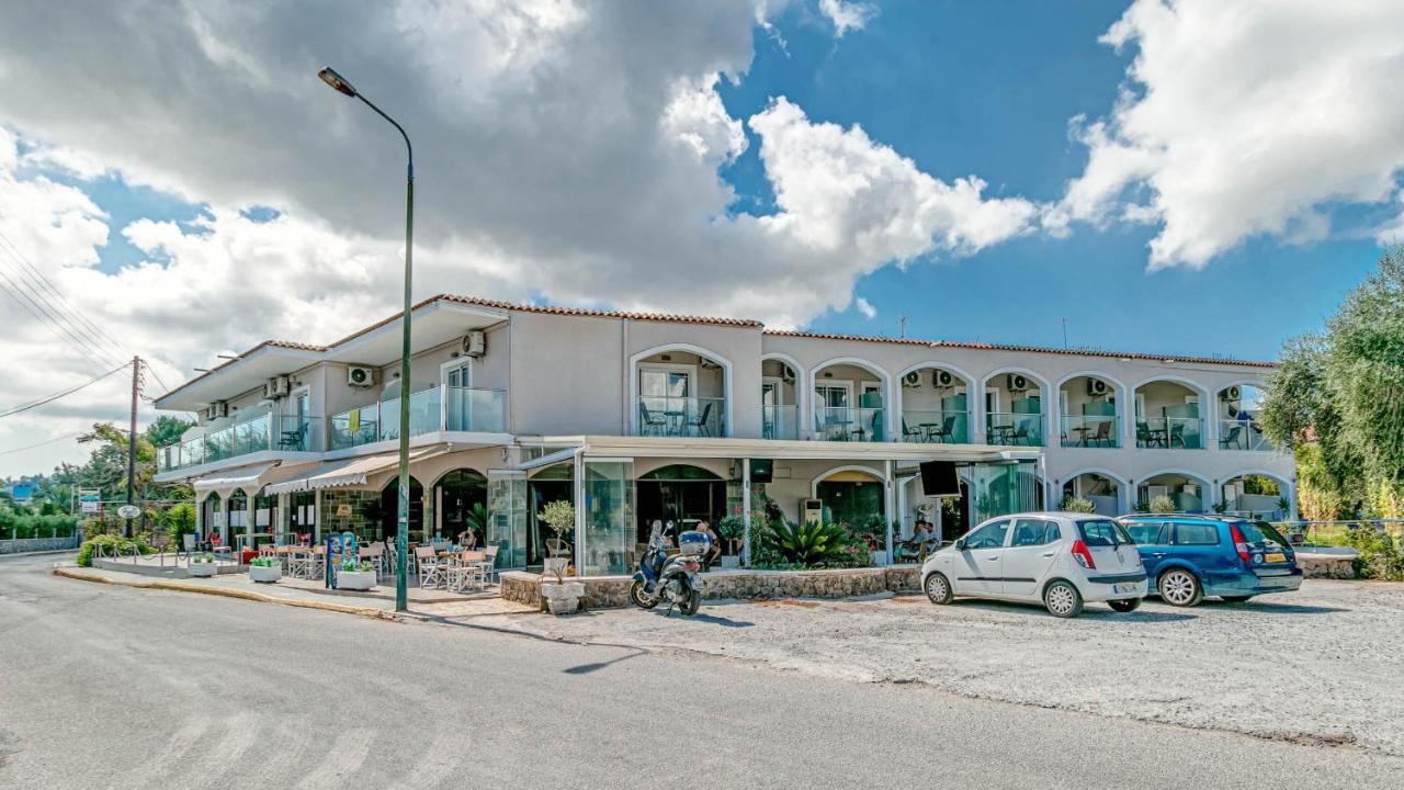 Porto Marina Aparthotel Gouvia Bagian luar foto