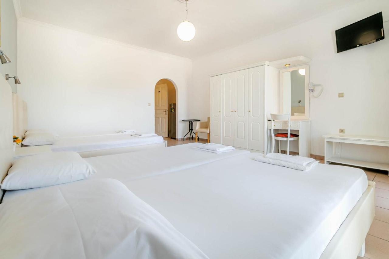 Porto Marina Aparthotel Gouvia Bagian luar foto